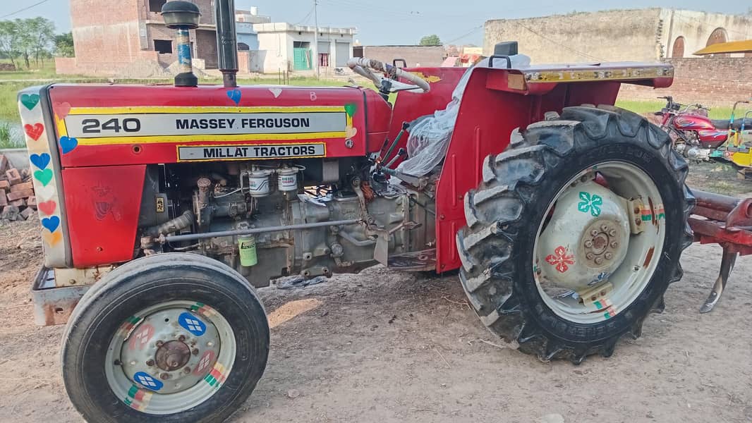 massy tracker 240 4