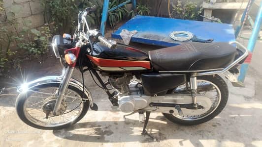 125 Honda good condition hai
