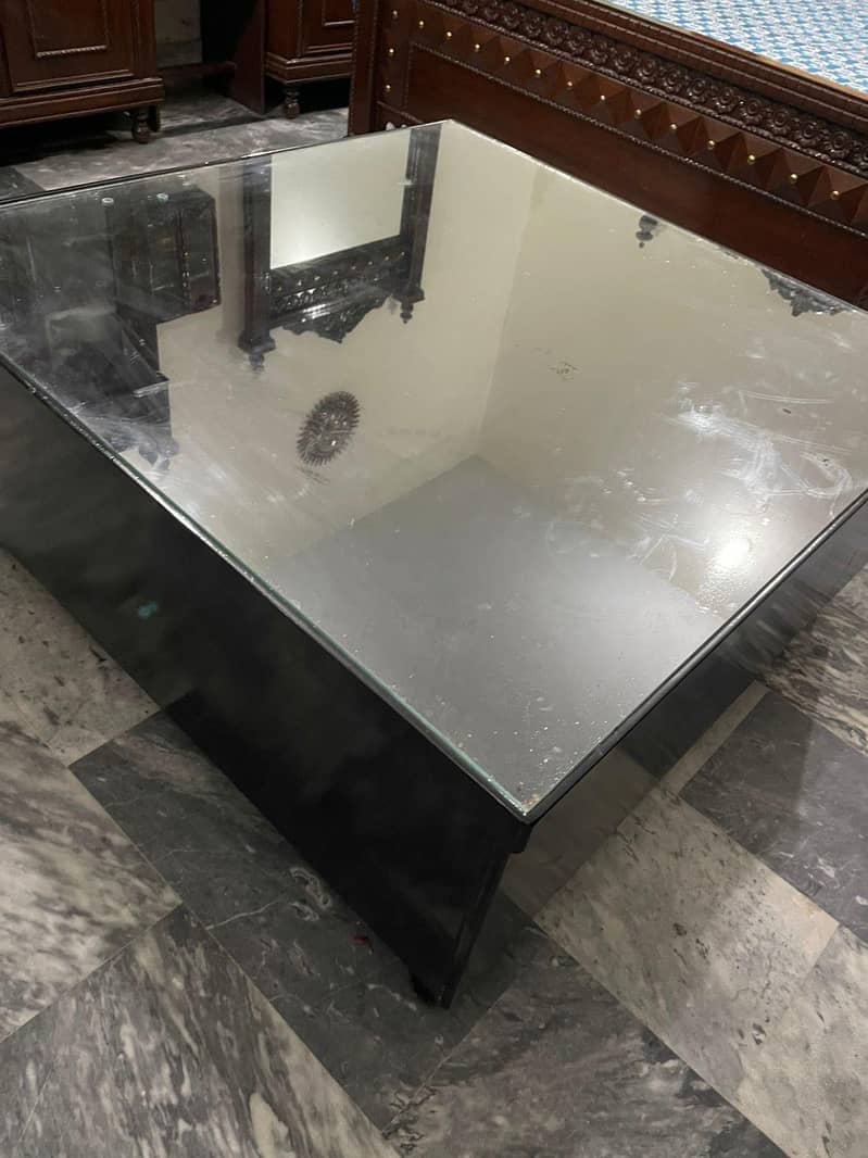 square dinning Table 0