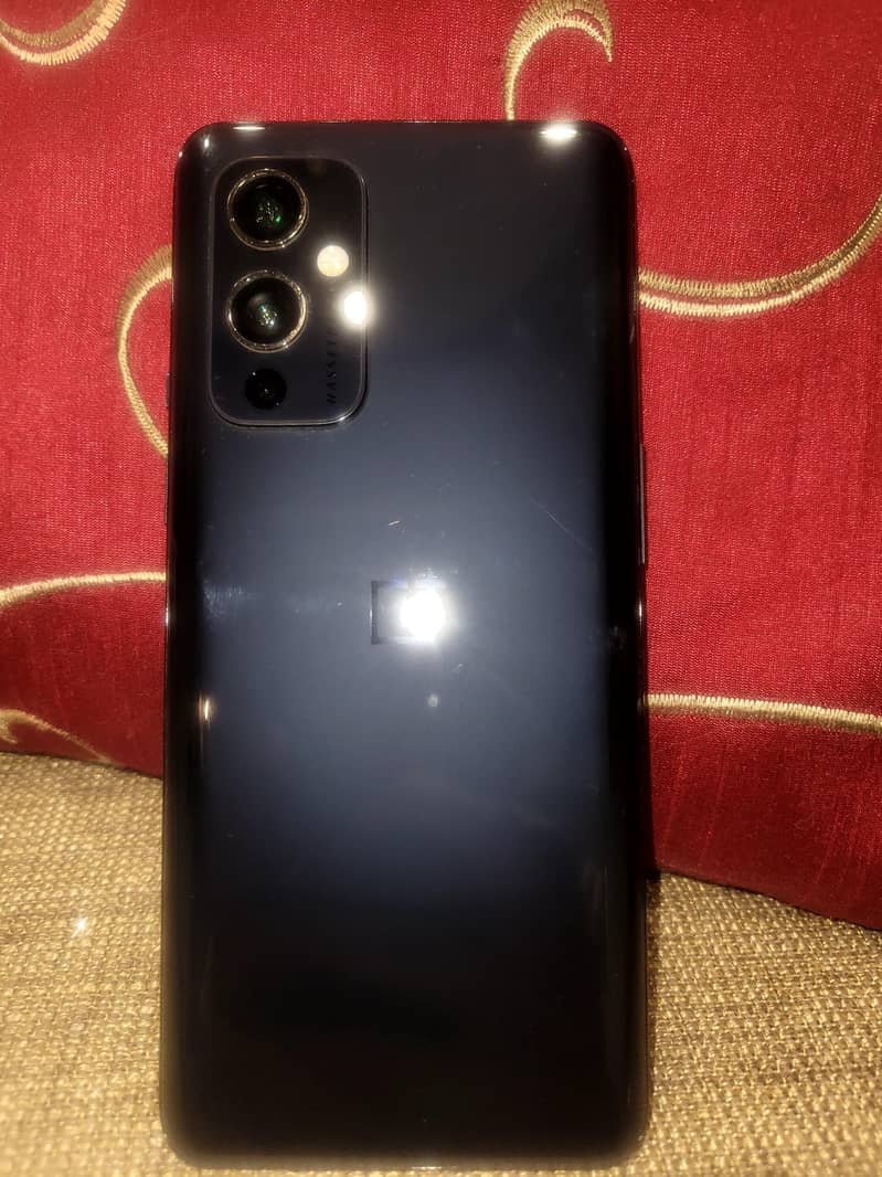 OnePlus 9 8/128 1