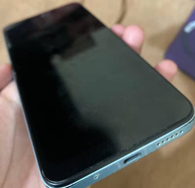 I'm selling my phone readme 13 8,128