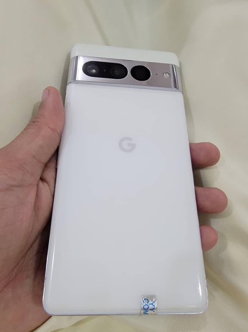 Google Pixel 7 Pro 4