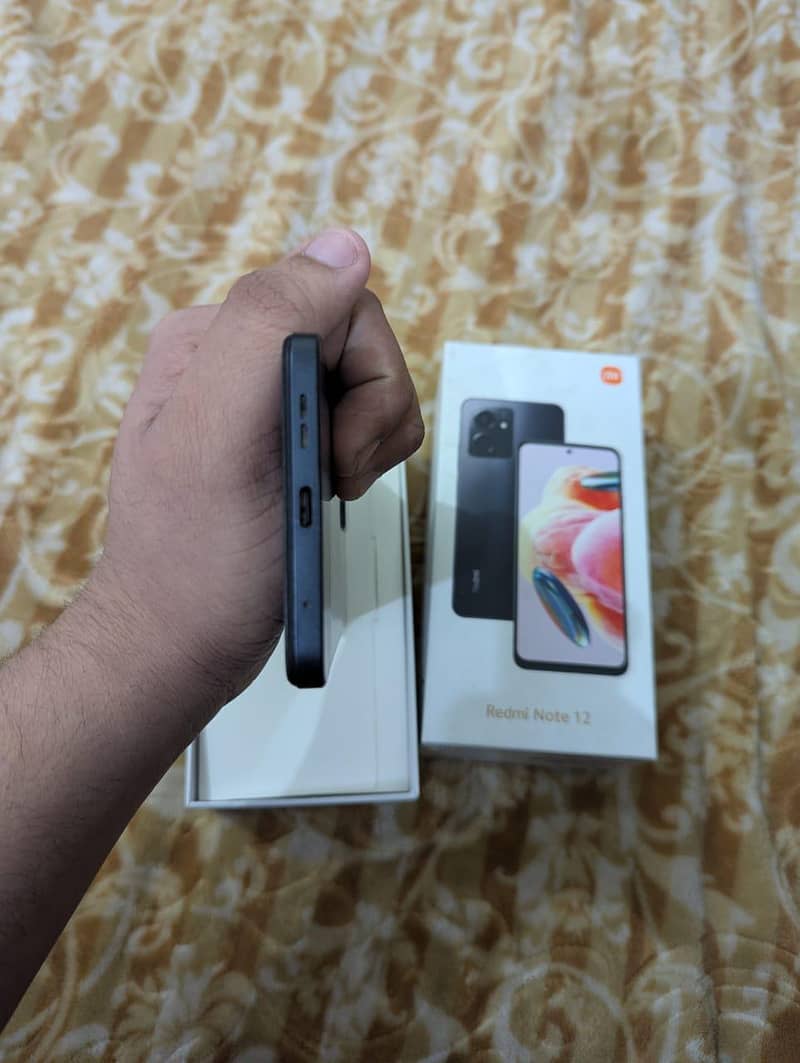 Redmi note 12. . . . . . . 0