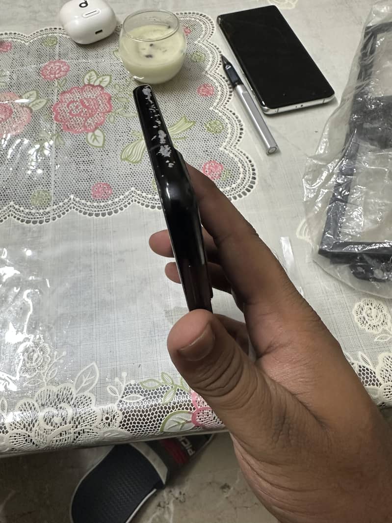 S21 plus 5G 1