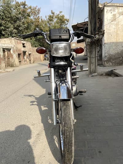 Honda 125 2020 model condition 10/10 no any work need all original