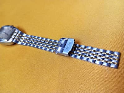 DUNLEX Watch for women condition like new