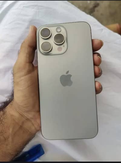 iPhone 15 pro max Jv box sath ha 178k se neche wale market me rabtakre
