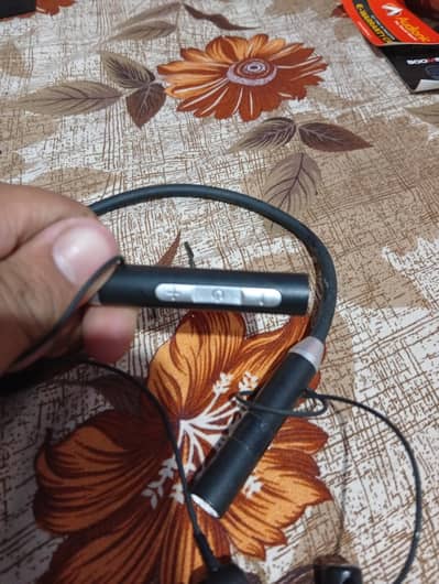 Heandfree for men and women all are simply and hide heandfree