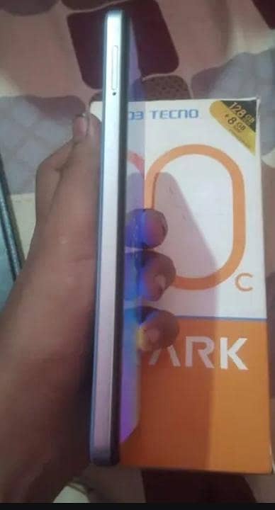 tecno spark 2