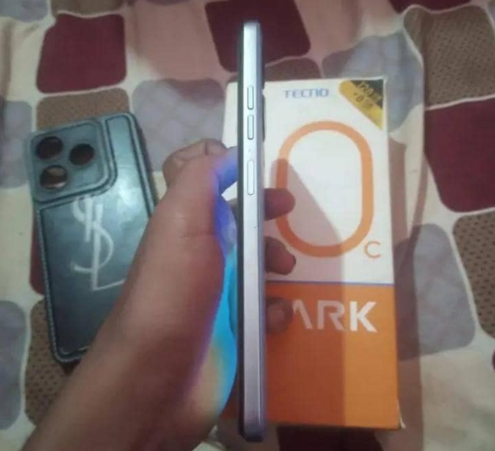 tecno spark 4