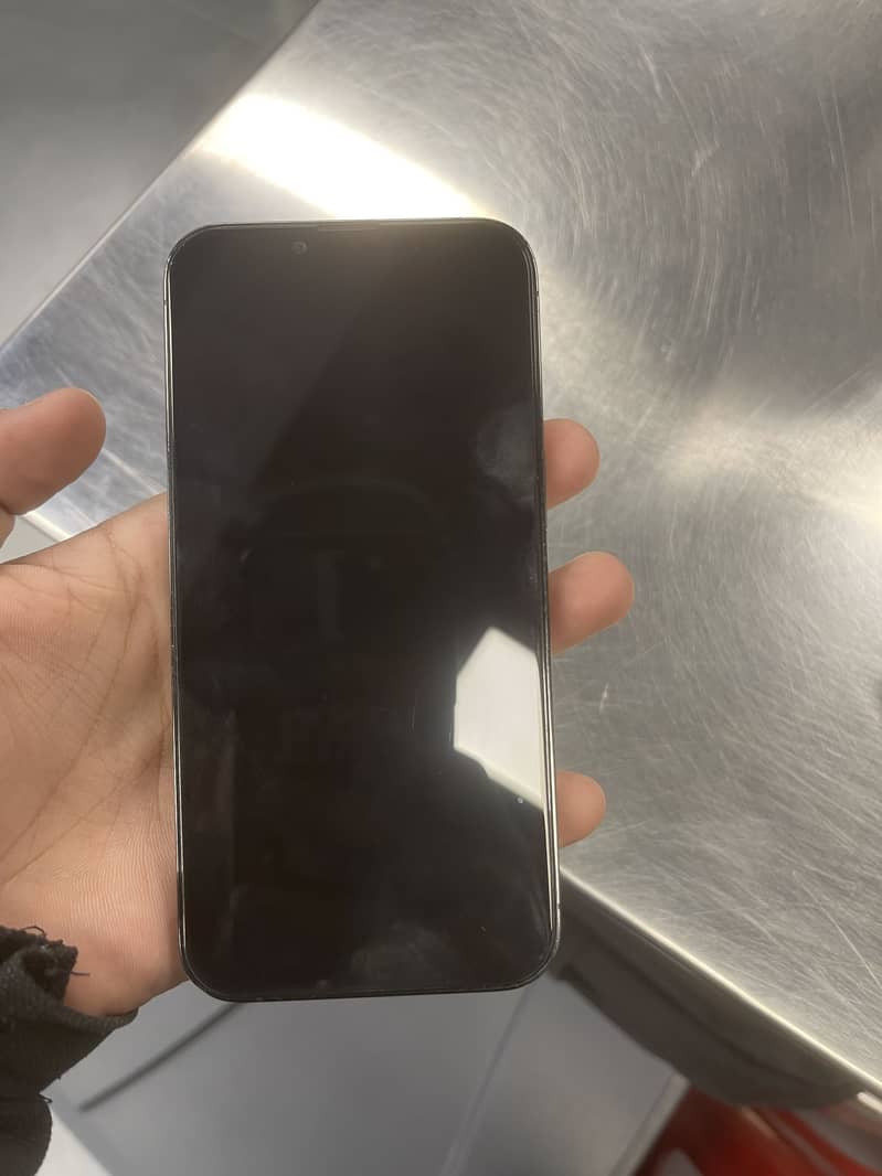 iPhone 13 Pro 4
