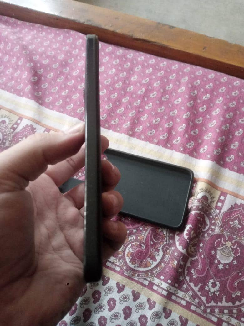 Redmi note 14 8/128 3