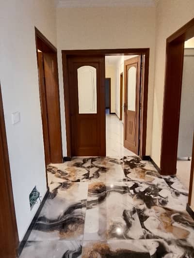 14 MARLA BRAND NEW UPPER PORTION FOR RENT IN JINNAH GARDEN