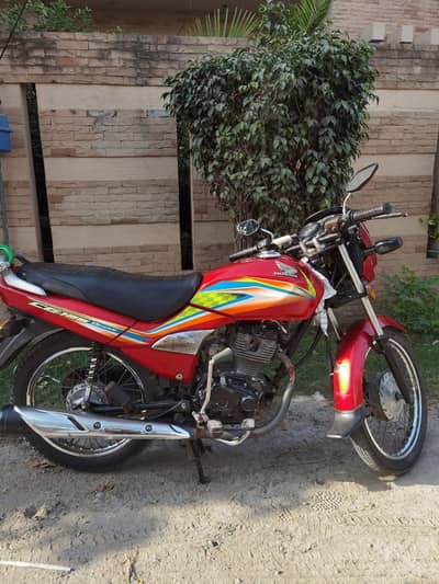 Honda dream 125 2016 modal