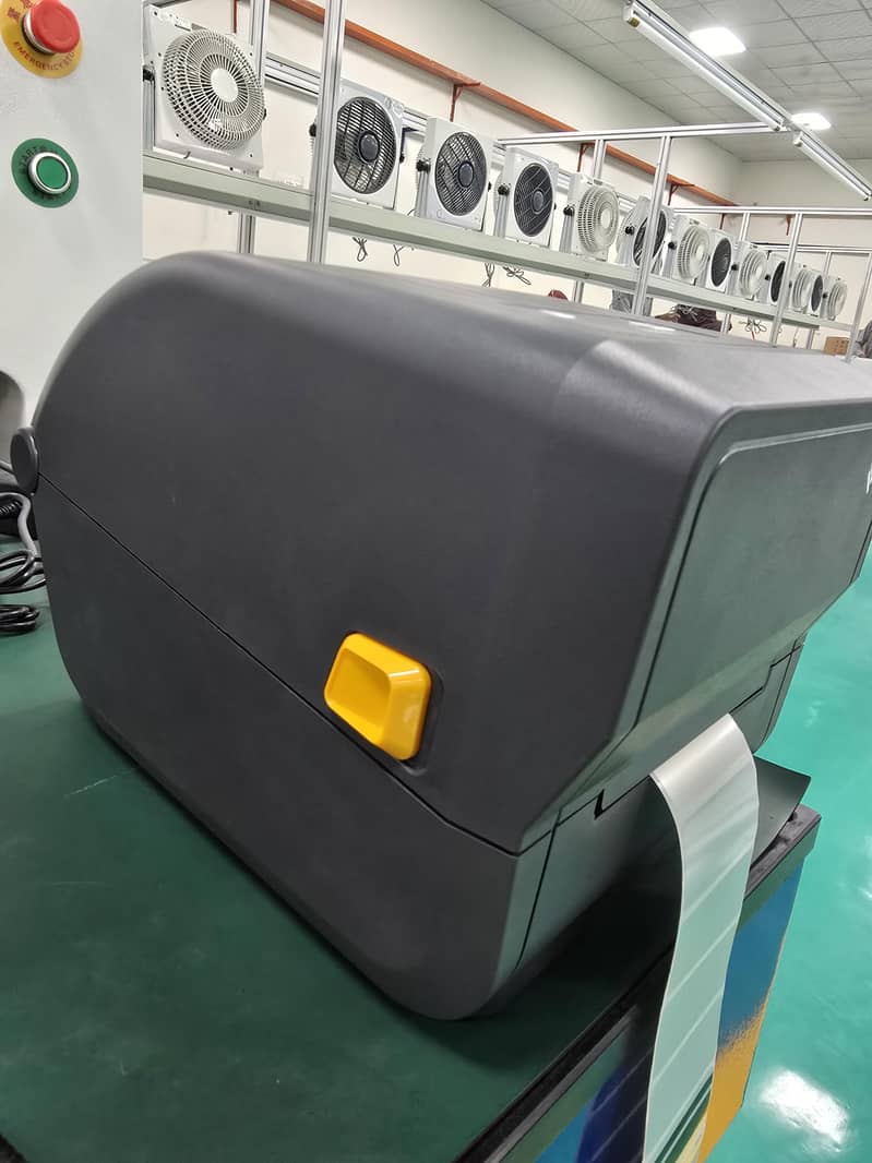 ZEBRA ZD220 Barcode Printer 4