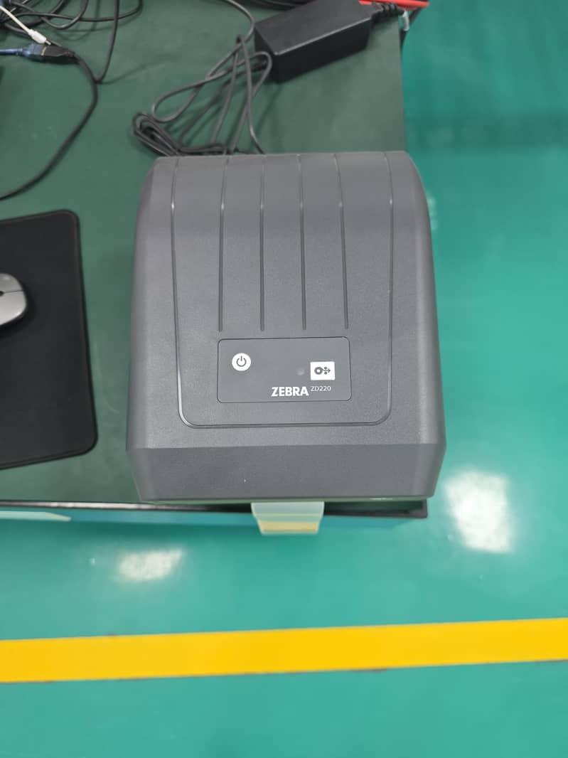 ZEBRA ZD220 Barcode Printer 8
