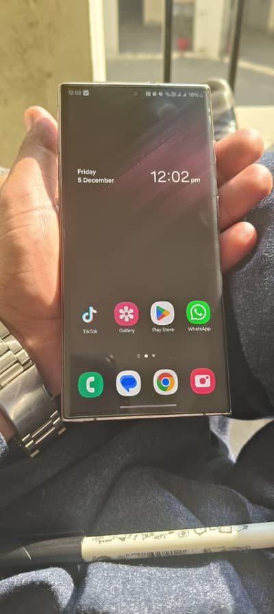 Samsung S22 ultra 12/256