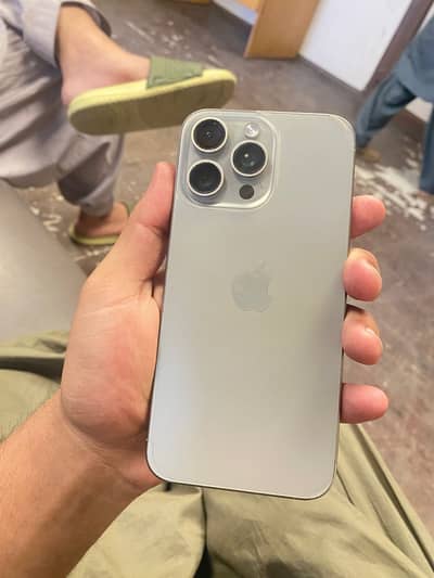 Iphone 15 pro max JV