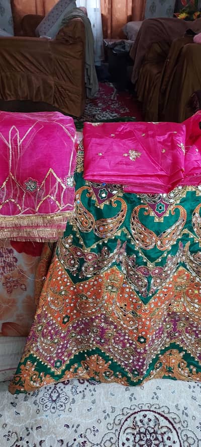 mehndi lehnga