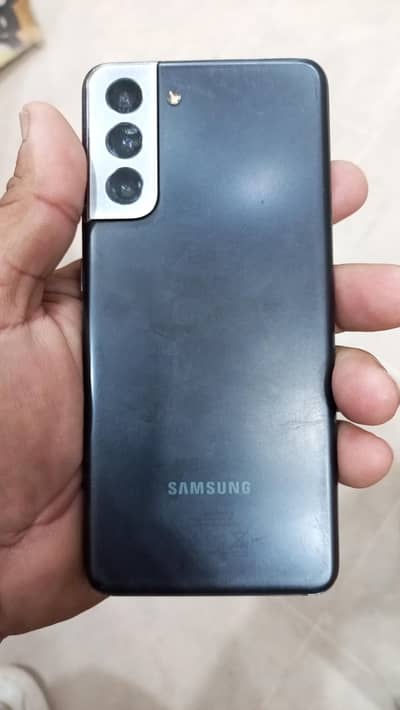 256gb water pack out class mobile hai superb battery timeing