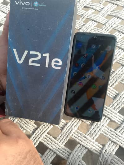 vivo V21e for sell and exchange