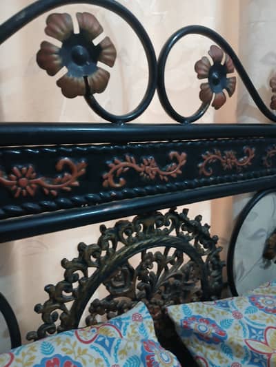 Only king side bed for sale