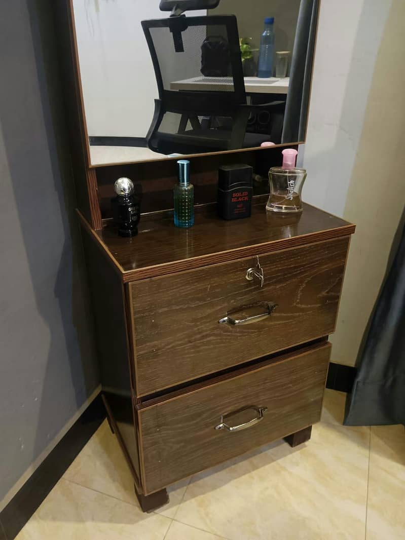 Modren Dressing Table 2