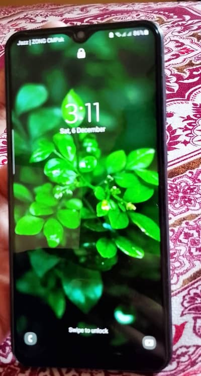 Mobile phone Galaxy A50