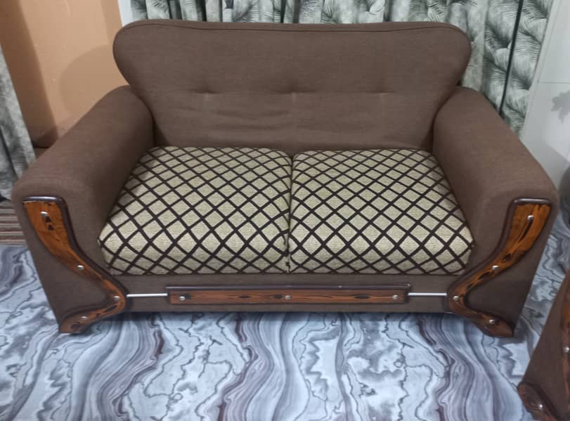 Sofa Set With Table 1