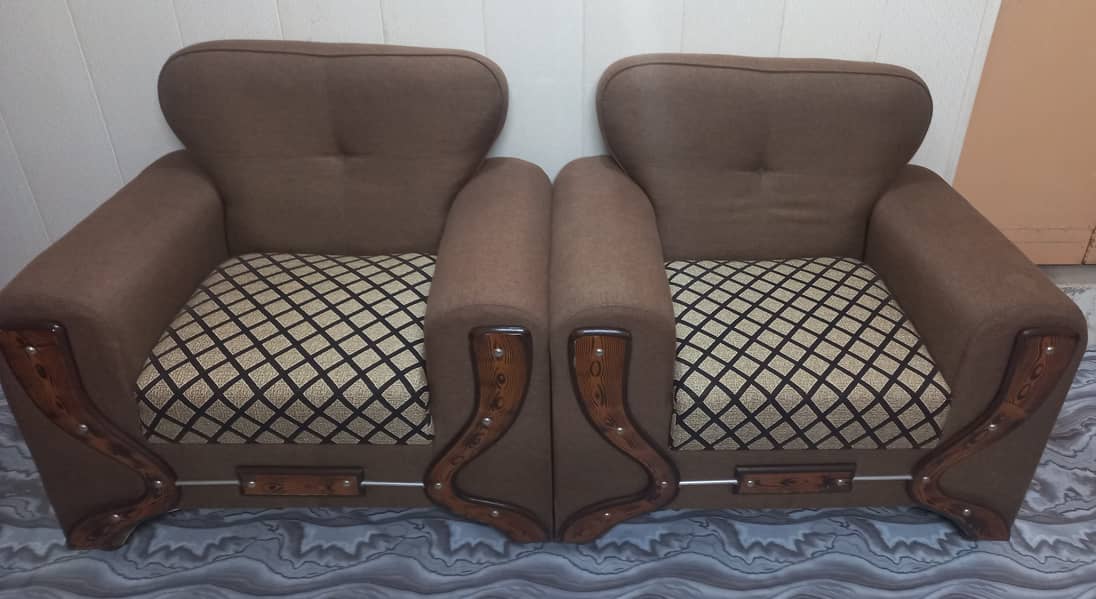 Sofa Set With Table 2