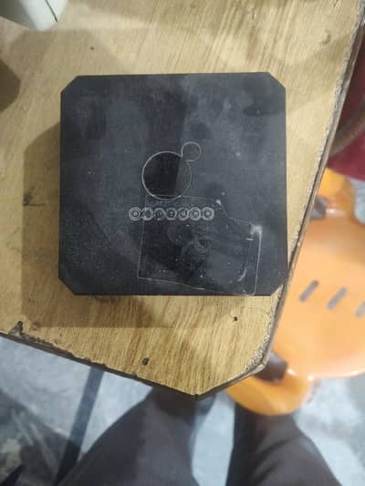 oreedoo 32 GB tv box Bluetooth voice remote Hd