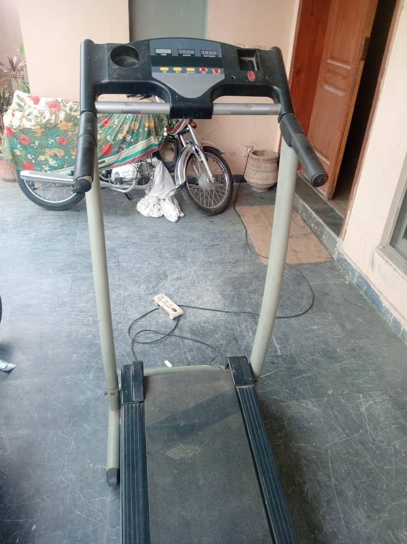 treadmill good condition 2