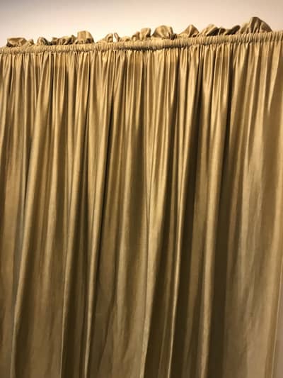 Curtain