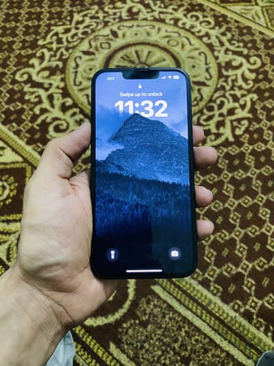 iPhone 13 | PTA Approved | Midnight Black – Excellent Condition