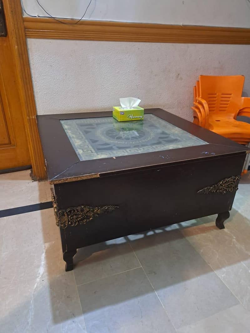 Center table single 0