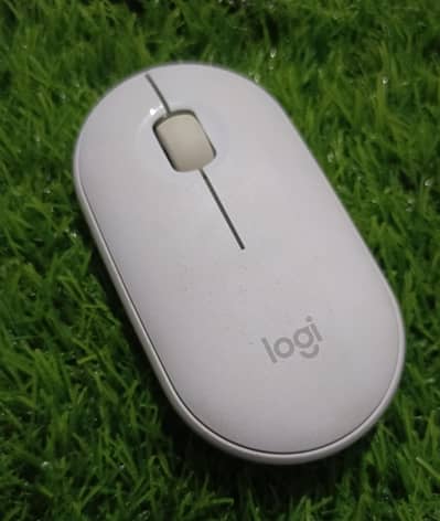 Logitech Pebble Microsoft Arc surface Apple magic mouse Bluetooth