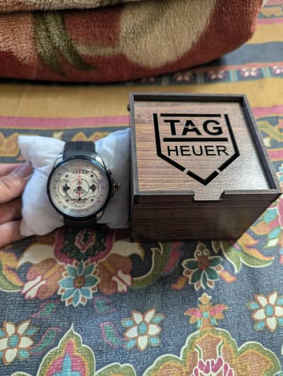 TAG HEUER MERCEDES SLS