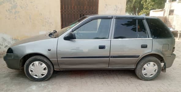 Suzuki Cultus VXR 2010 model.