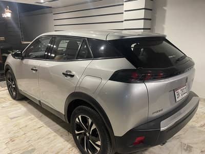 peugot 2008  model 2022  active