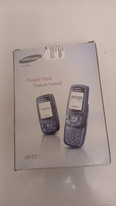 Samsung STH E370 with box charger book cable head connector