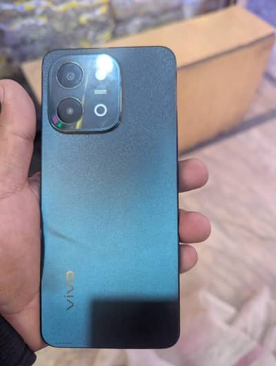 Vivo y28 128gb   // 0/3/1/9/4/9/4/7/8/5/2