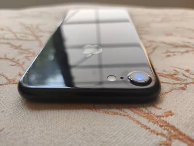 iphone 7 Factory Unlock 128GB Battery 86% 9.5/10 Condition