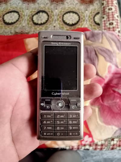 Sony Ericsson vintage phone working