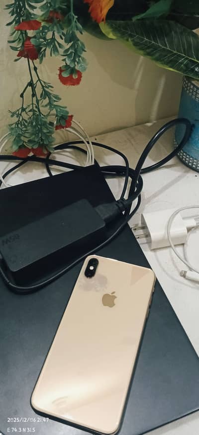 I Phone XS Max 64gb Official Approved All Original like New