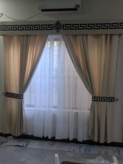 curtain blinds