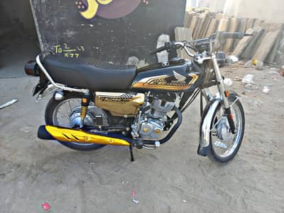 Honda CG 125 gold edition
