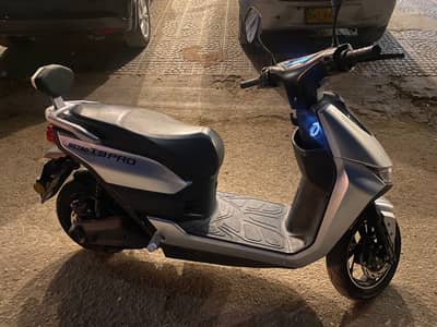Metro T9 Pro Scooty Urgent For Sale | Metro Scooty | Just 1,800 KM Use