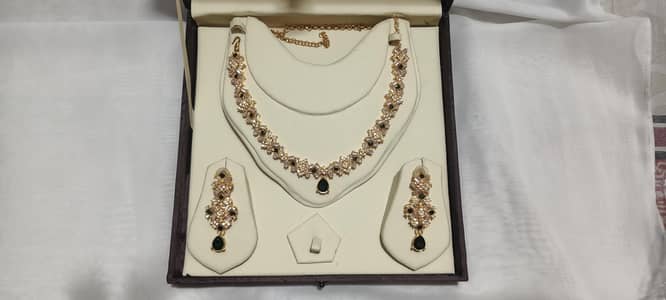 jewellery set