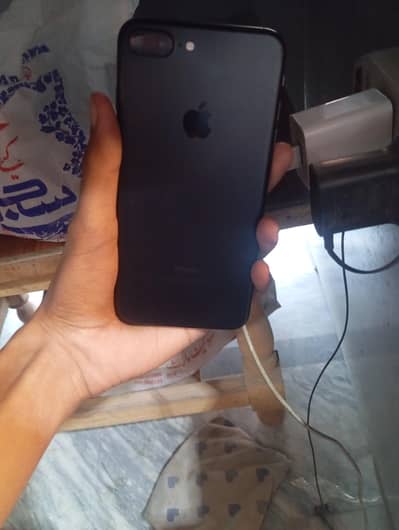 iPhone 7 plus128gb