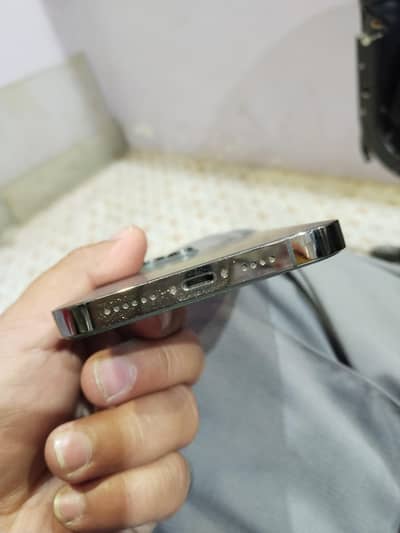 iphone 13 pro max 512RM.  220k